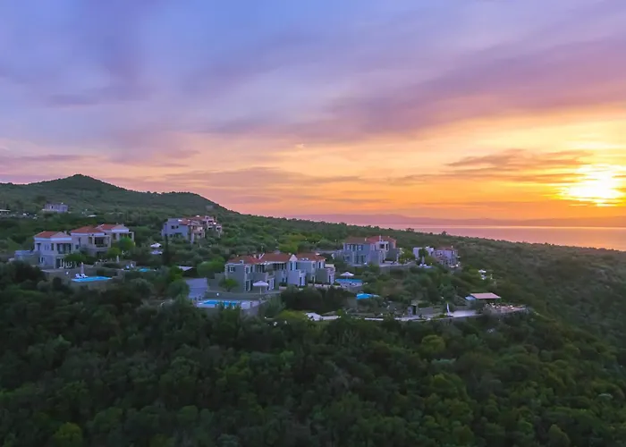 Searocks Exclusive Village *